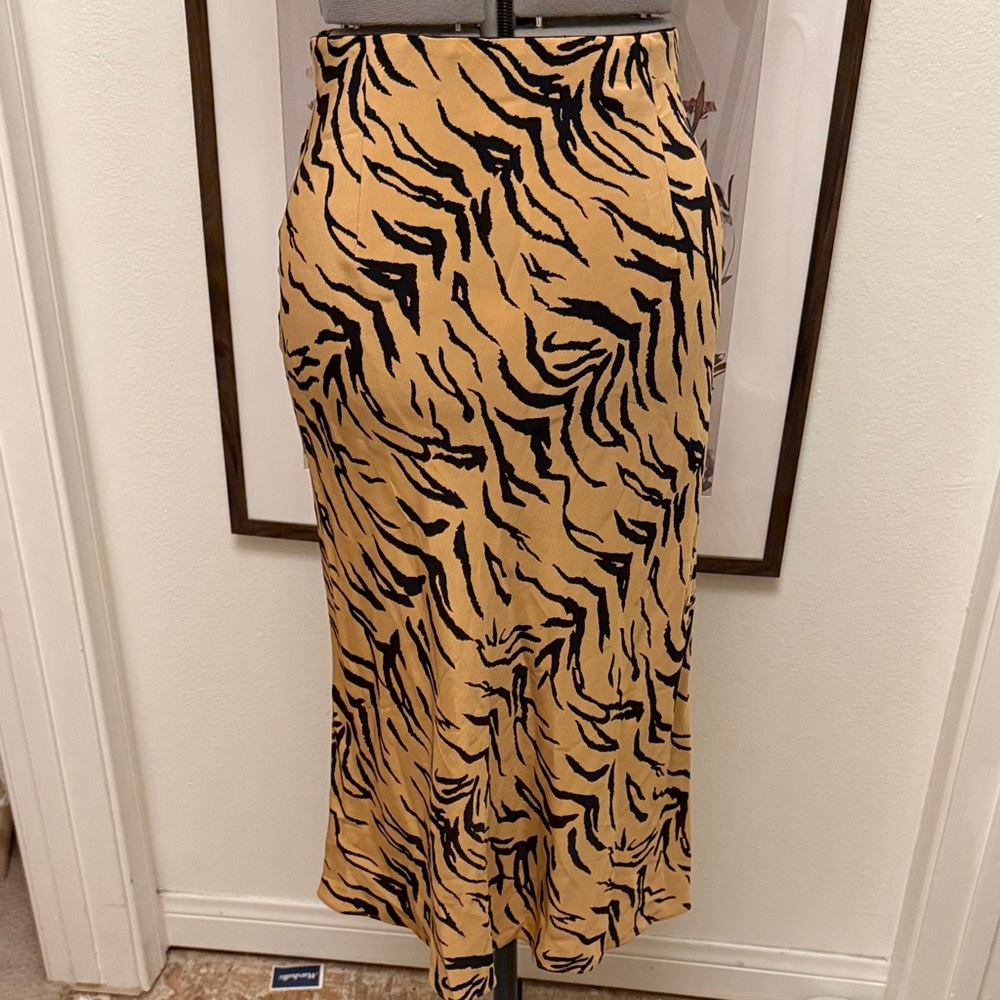 Madewell silk Zebra Print Midi Skirt - Picture 3 of 9
